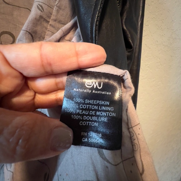 VINTAGE EMU Merino Wool Genuine Sheepskin Leather Moto Jacket โ Size Medium - Picture 8 of 11